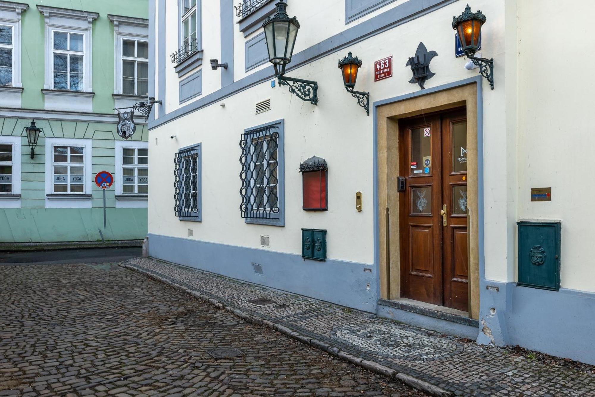 Nosticova Apartments Praag Buitenkant foto